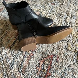 Black Lucky Brand boots